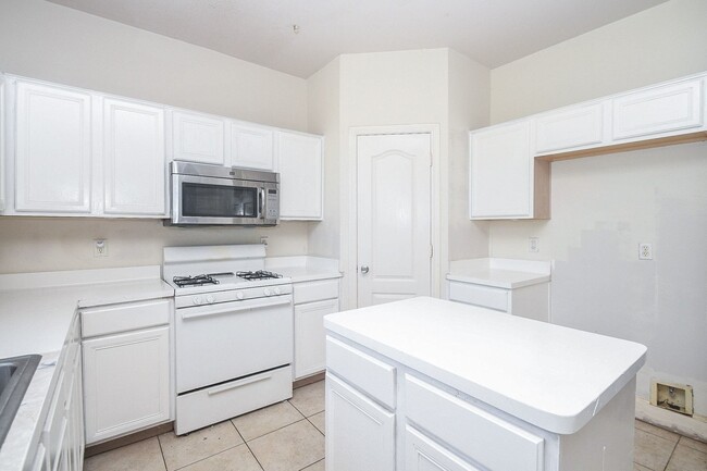 Photo - 5214 Mountain Forest Dr