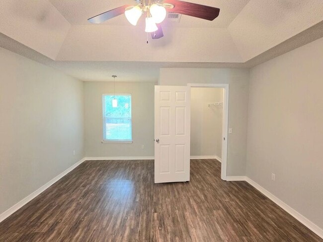 Photo - 6607 Woodbury Forest Dr