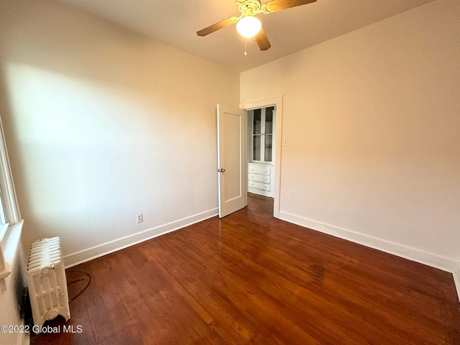 Photo - 1064 Washington Ave Unit 2