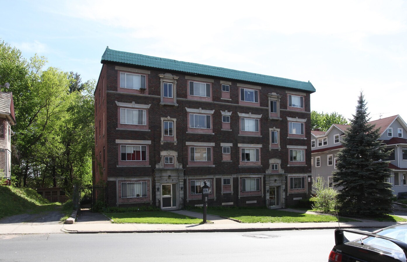 Photo - 70 Belmont Ave