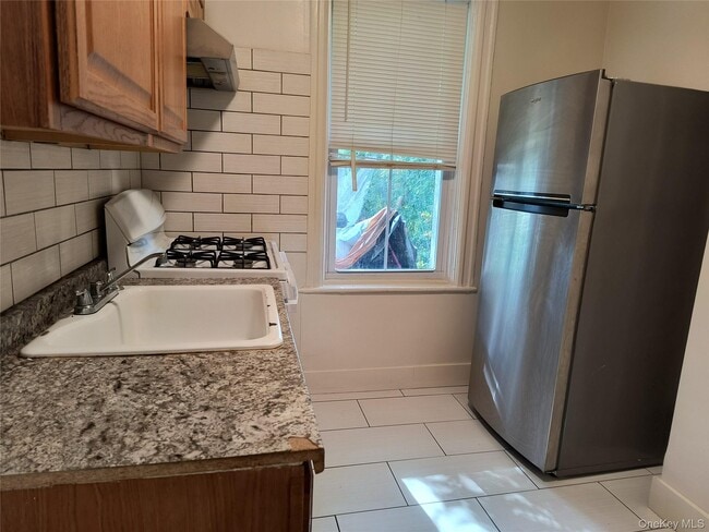 Photo - 169 N Miller St