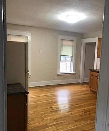 Photo - 122 Barton Ave Unidad 2