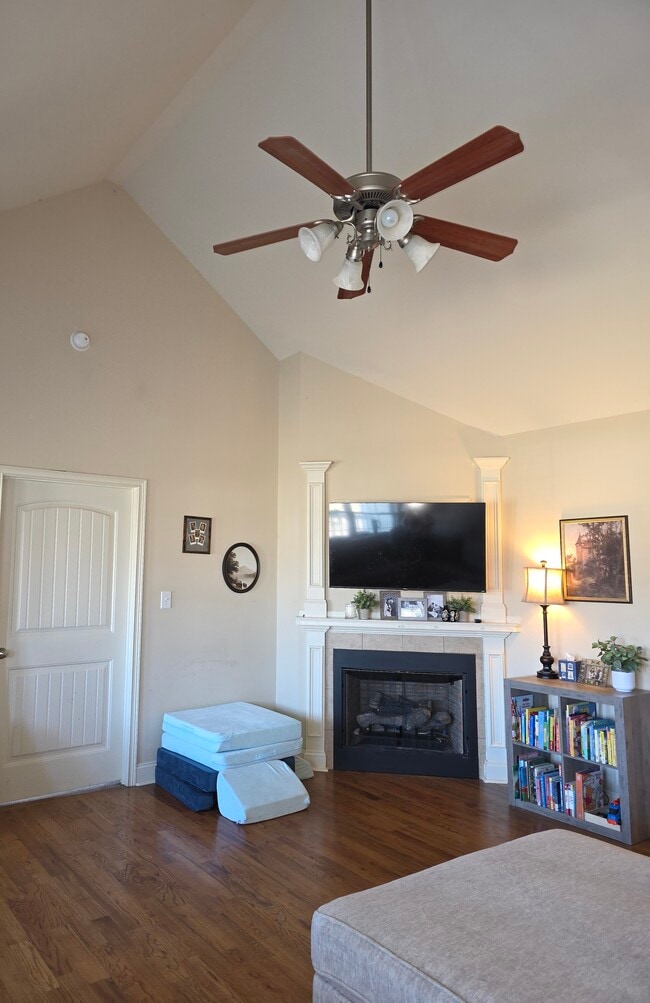 Photo - 132 Whispering Hill Ln