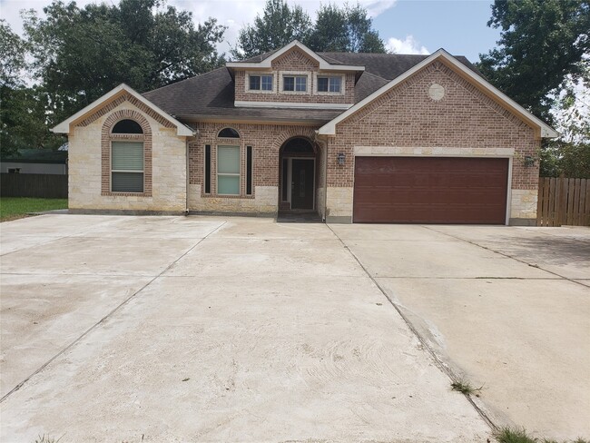 Building Photo - 1155 Whipporwill Rd Rental