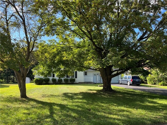 Photo - 198 Beartown Rd