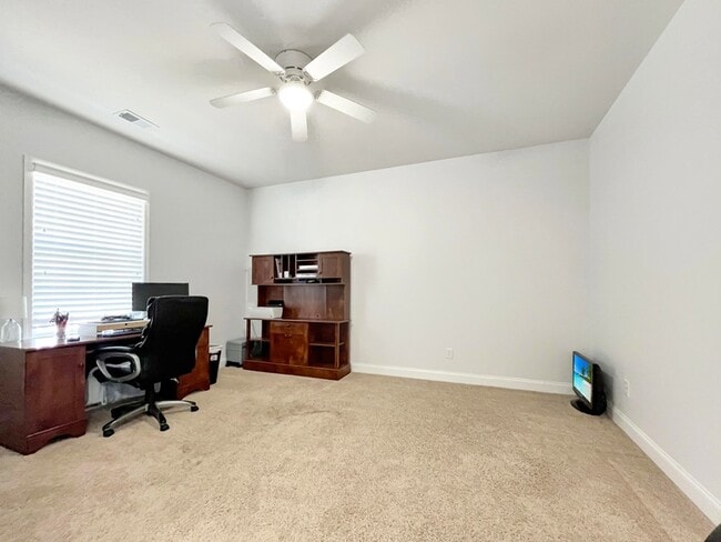 Photo - 4809 Pitkin Ave