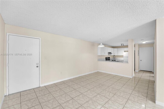 Photo - 210 SW 11th St Unit 209