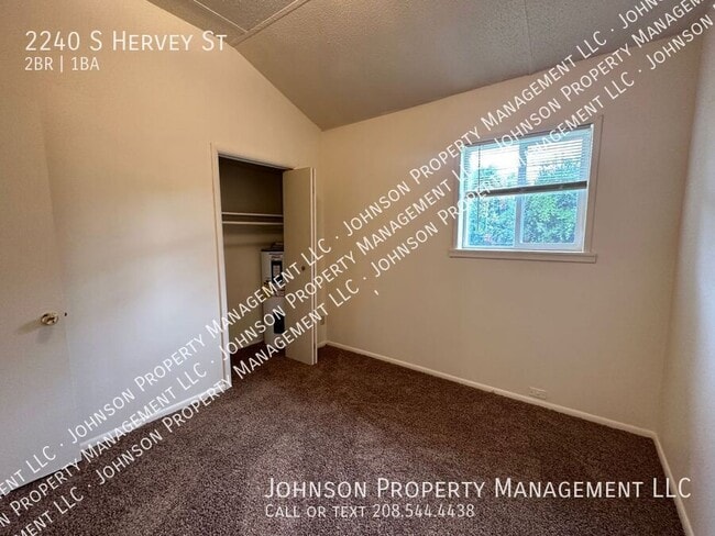 Photo - 2240 S Hervey St