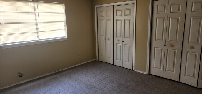 Photo - 8801 Bunker Hill Rd