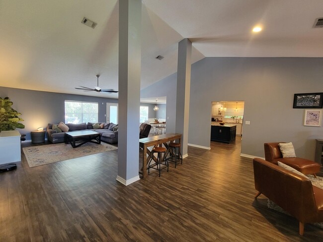 Photo - 2664 Shoni Dr