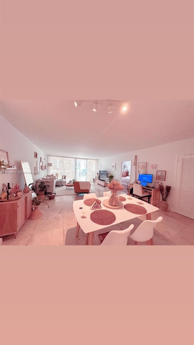 Photo - 5700 Collins Ave Unit 3N