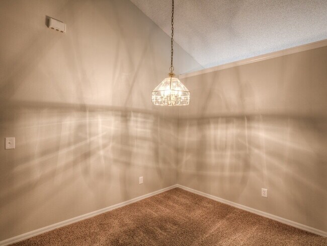 13628 Emeraldview Dr