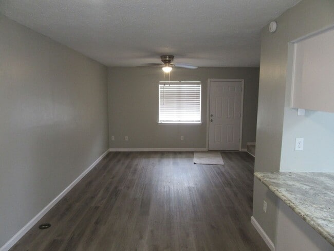 Photo - 2914 Sequoia Ave Apartamento Unidad 2914 Sequoia Avenue