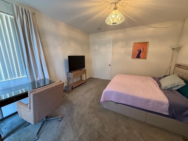 Photo - 1232 Mission Pl