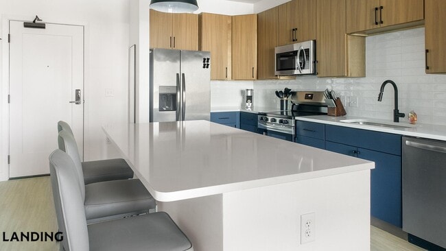 Photo - 1007 S Mint St Unit 717