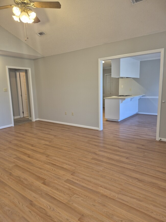 Photo - 341 Sawgrass Dr