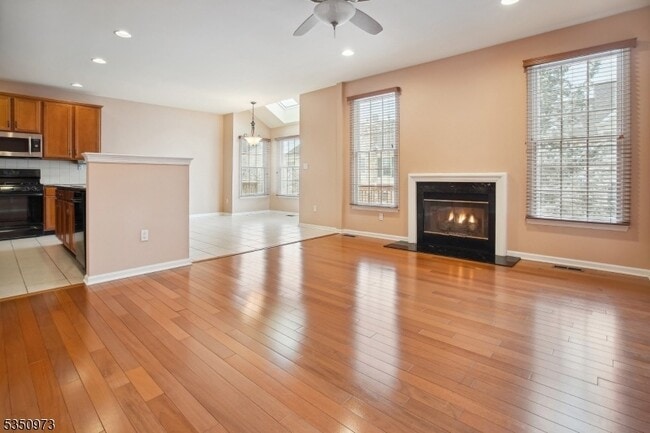 Photo - 220 Patriot Hill Dr