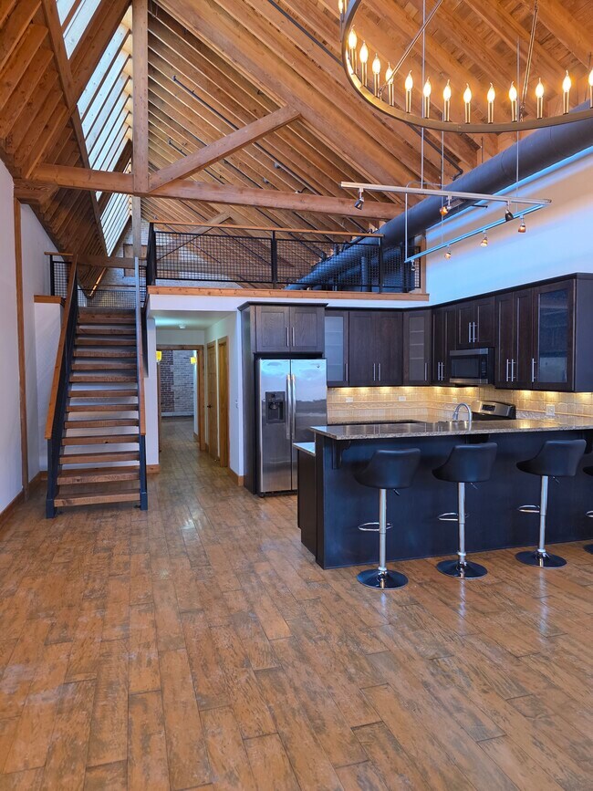 Photo - 316 N Seminary Ave Unit 316