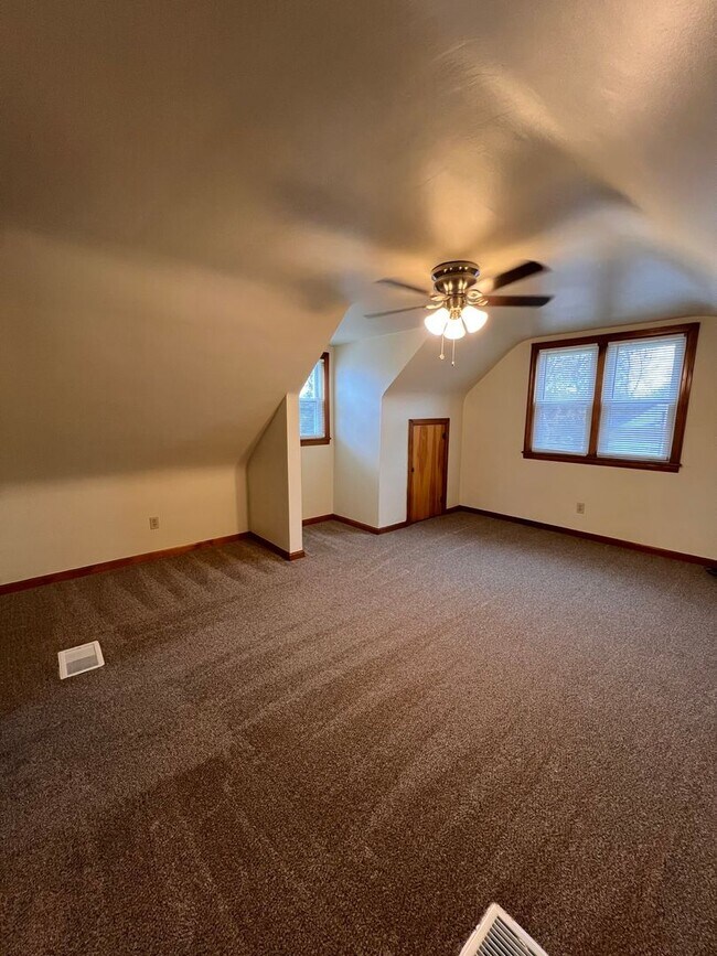 Photo - 154 S Kimberly