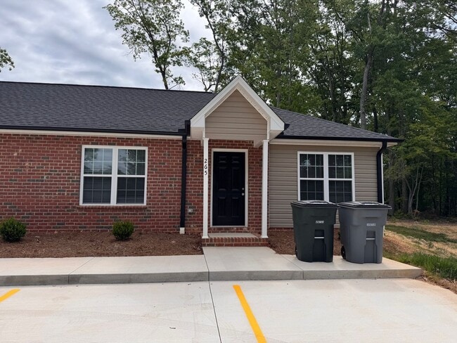 Building Photo - 2074 Unit 265 HARVELL ST EXT