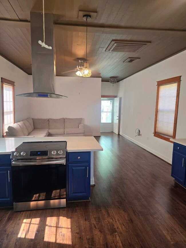 Photo - 4124 Avenue M 1/2
