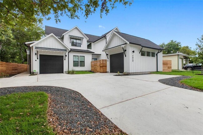7512 Delafield Ln