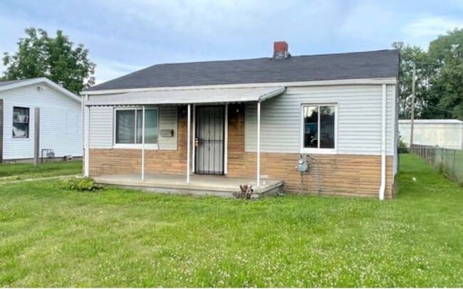 Building Photo - 523 Weston St