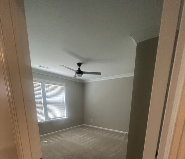 Photo - 128 Bell Meadow Pl