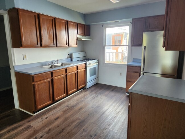 500 N Marshall St Unit 1
