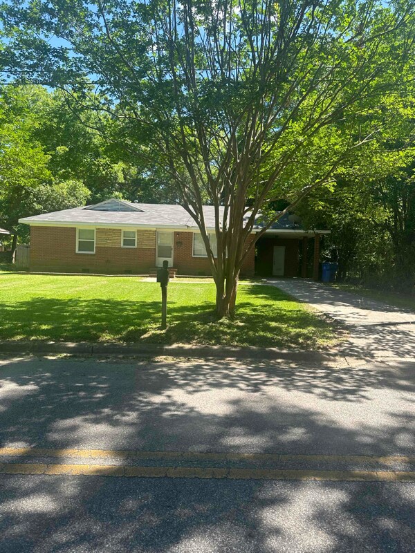 Building Photo - 2730 Hawthorne Dr Rental