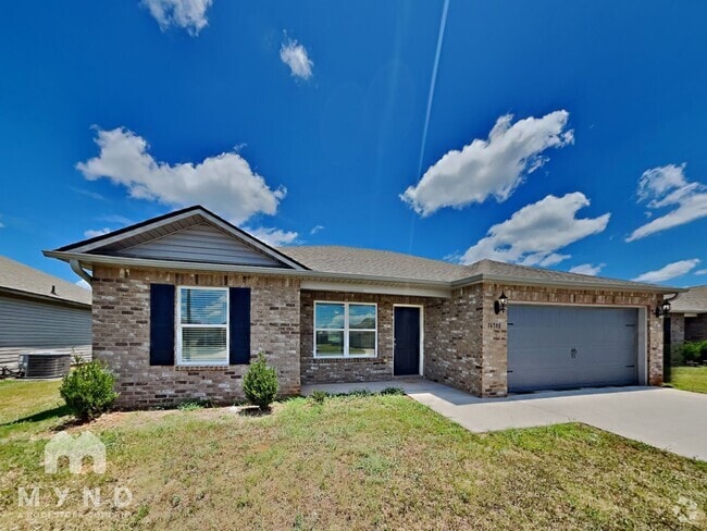 Building Photo - 16388 Seminole Dr Rental