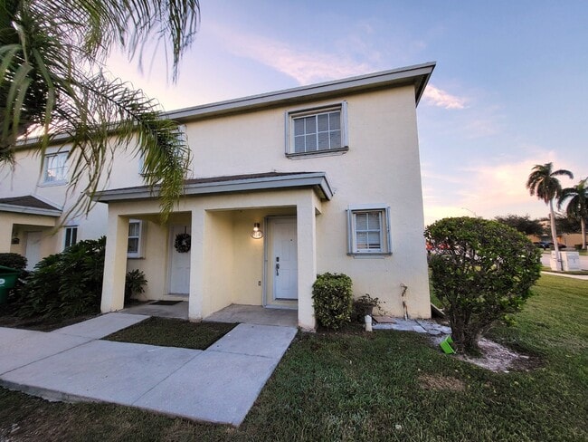 Building Photo - 19340 SW 103rd Ct