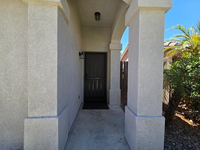 Photo - 329 W Pilot Ave