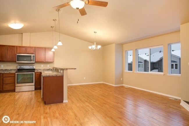 Photo - 3 Bedroom East Anchorage Townhouse!