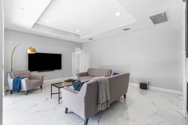 Photo - 6326 Greenhedge Ct