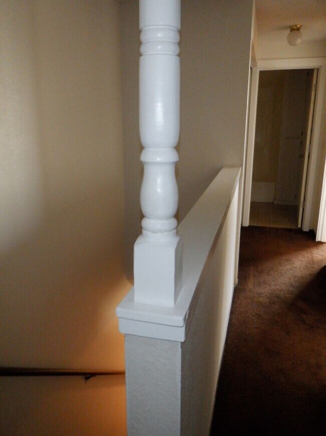 Photo - NE Bend 2bed/1.5bath Townhome near St Charles Unidad 2007