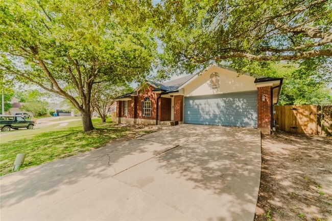 Photo - 11406 Birchover Ln