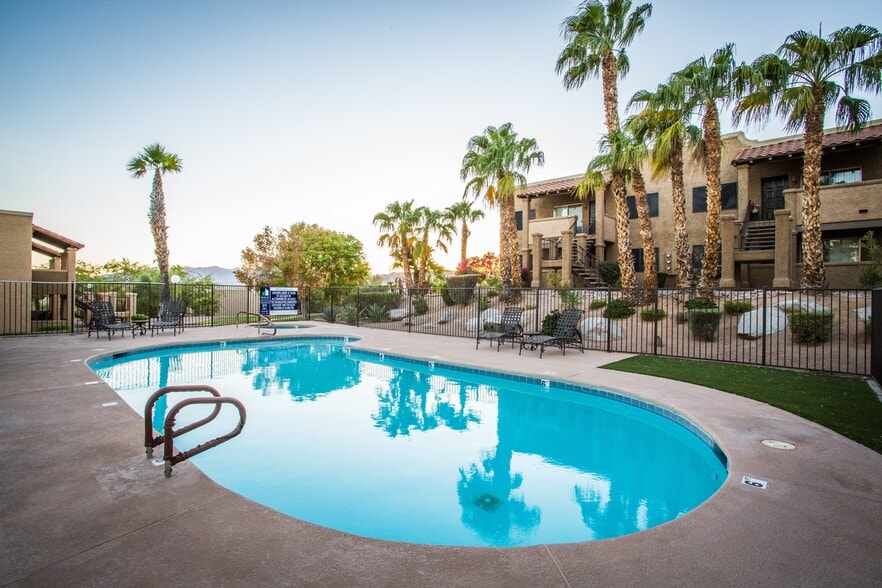 Sparkling Swimming Pool