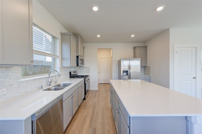 Photo - 31918 Holland Arbor Trl