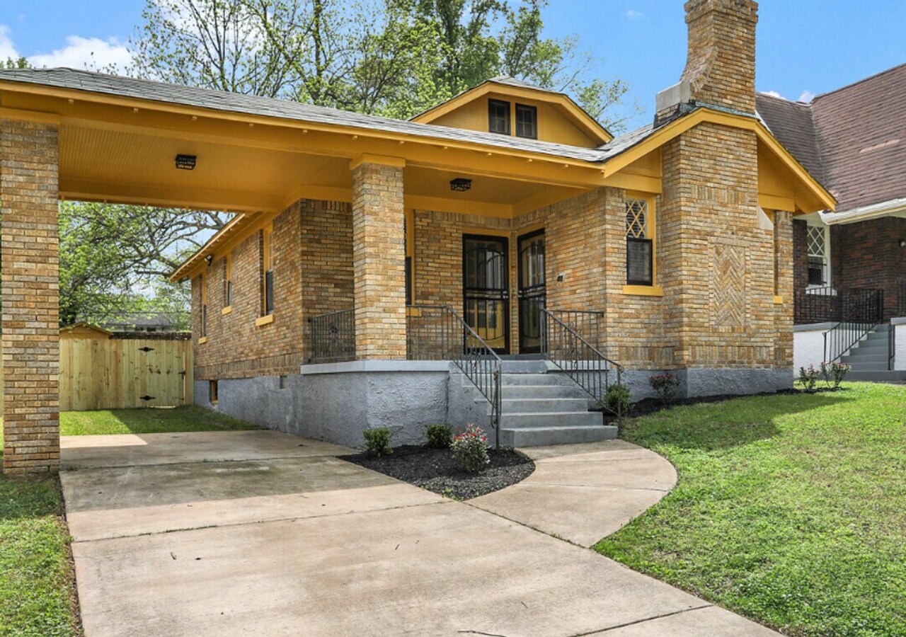 Historic 3 Bed 1 Bath Home - Historic 3 Bed 1 Bath Home