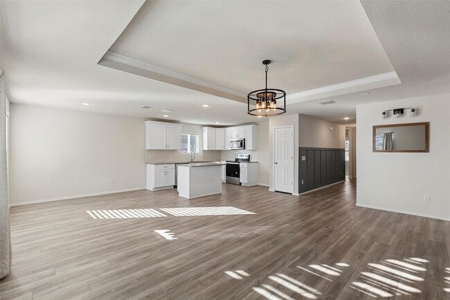 Photo - 10121 Wyseby Rd