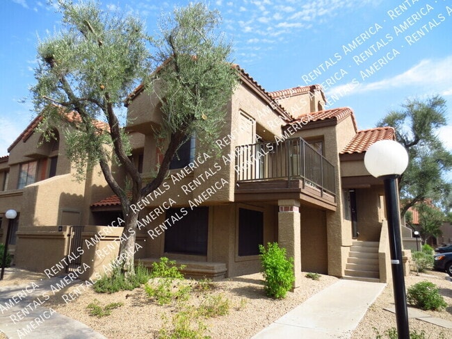 Photo - 925 N College Ave Unidad C210 Rental