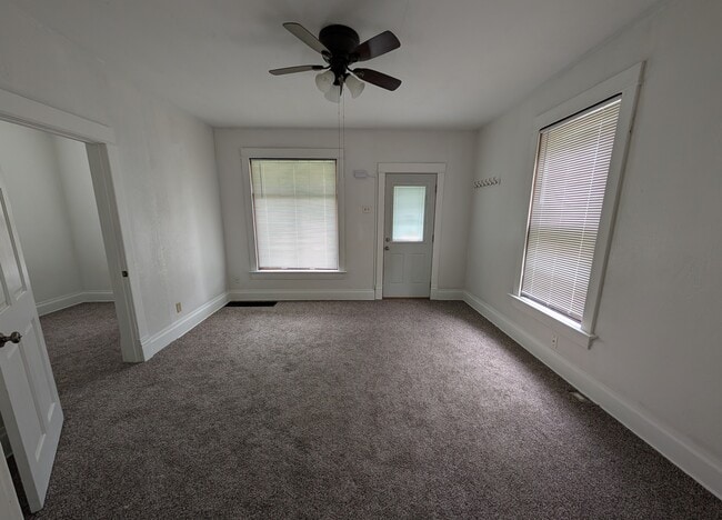 Photo - 2015 Johnson Ave NW Unit 2015 Lower