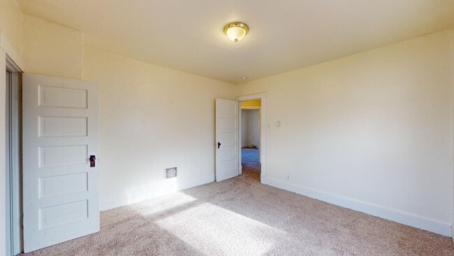 Photo - Fantastic Downtown Ames Location