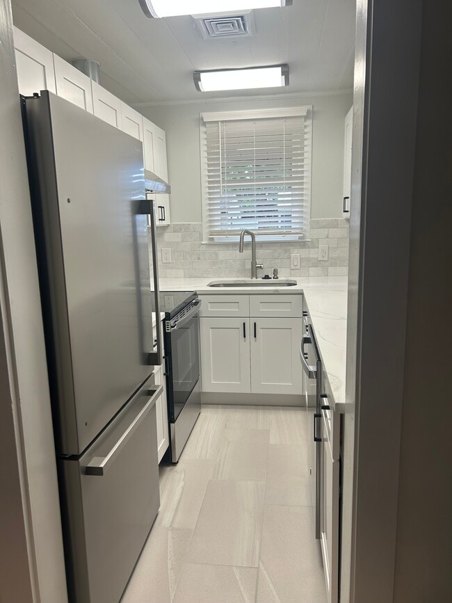 Photo - 3111 Elmer St