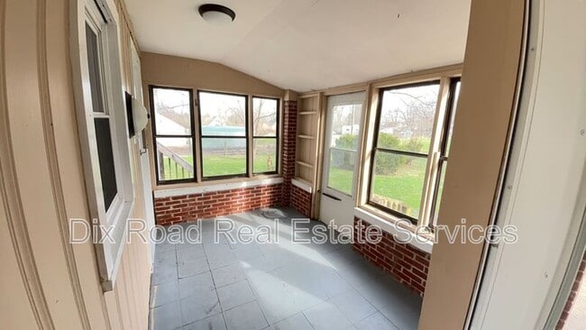 Photo - 1891 Stahlheber Rd