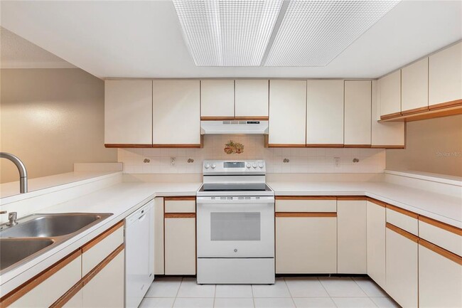 Photo - 2651 Michael Pl Unit 104
