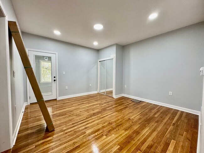 Photo - 201 Belmont St Unit 1