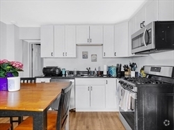 Building Photo - 190 Emerson St Unit 2 Rental