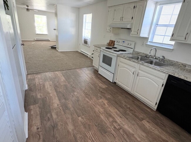 Photo - Updated 2nd Floor Duplex, blocks from beach